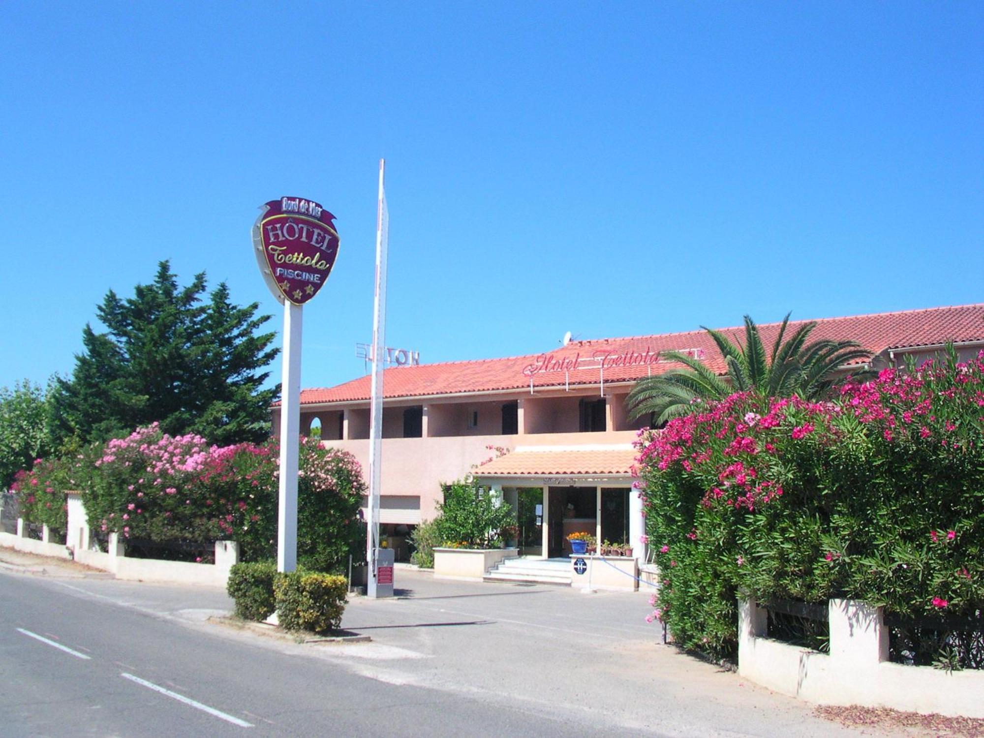 Hotel Tettola Сен-Флоран Екстериор снимка