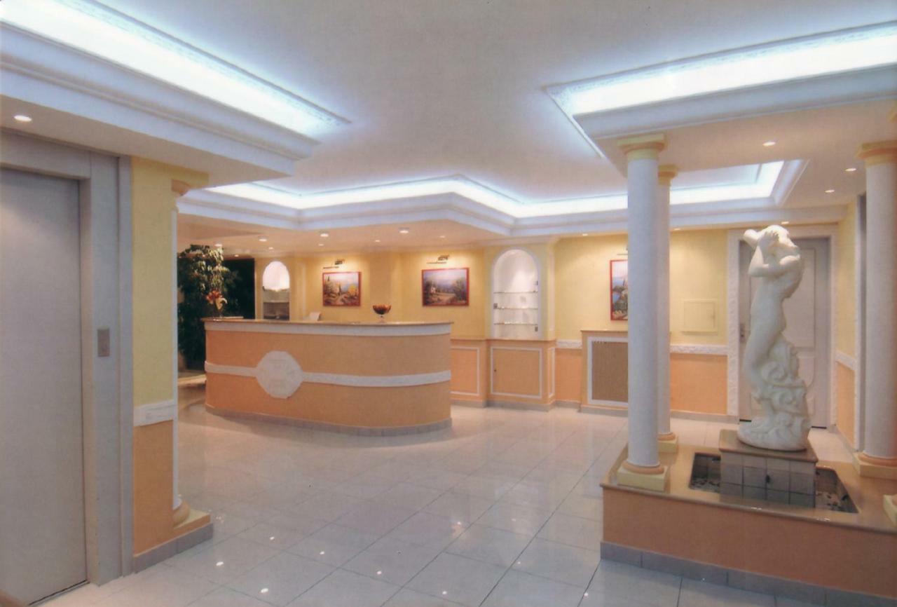 Hotel Tettola Сен-Флоран Екстериор снимка