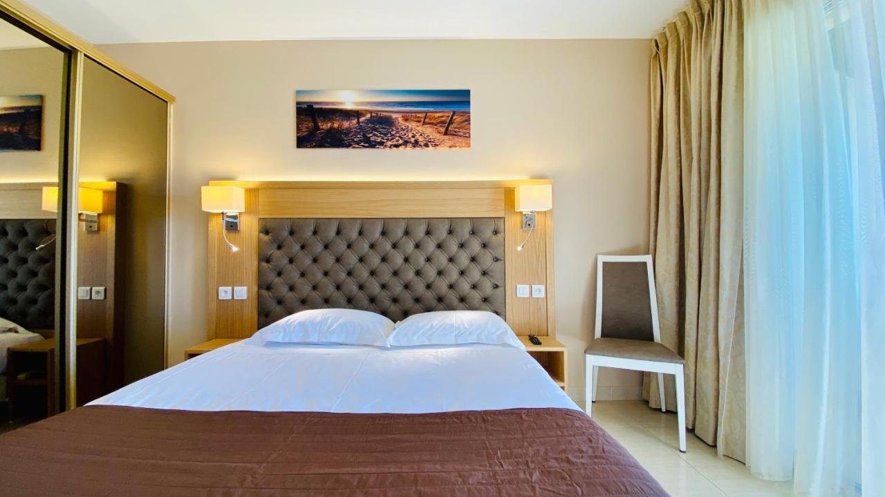 Hotel Tettola Сен-Флоран Екстериор снимка